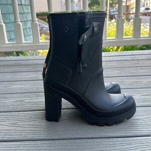 HUNTER Tall Heeled Rainboots Black EU 39 US 8